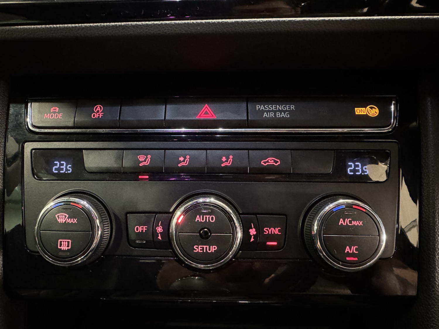 Used SEAT Leon 2018 for sale - 77953900: Photo 37