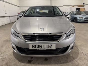 Used Peugeot 308 2016 for sale - 78520261: Photo