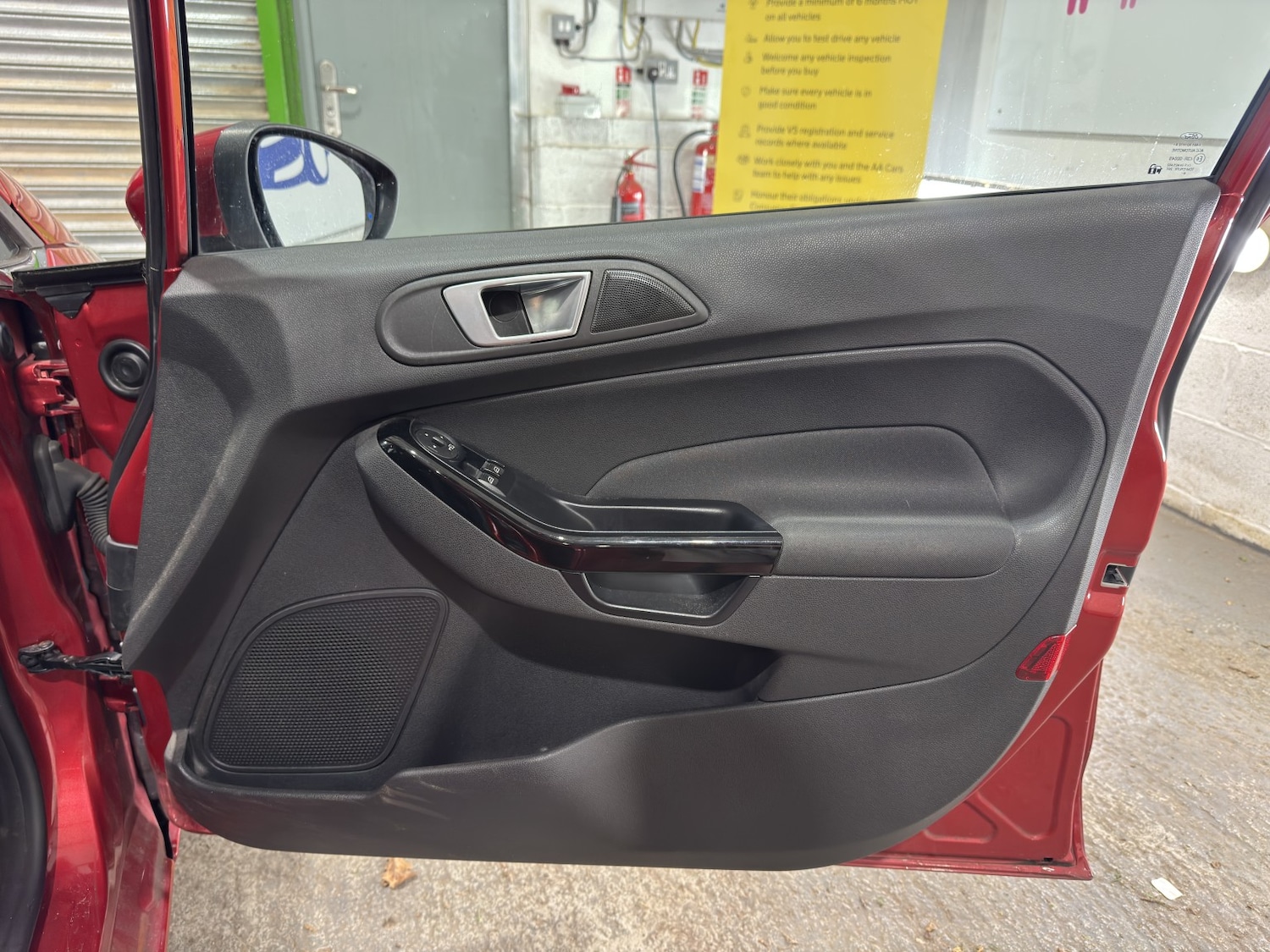 Used Ford Fiesta 2017 for sale - 78213615: Photo 10