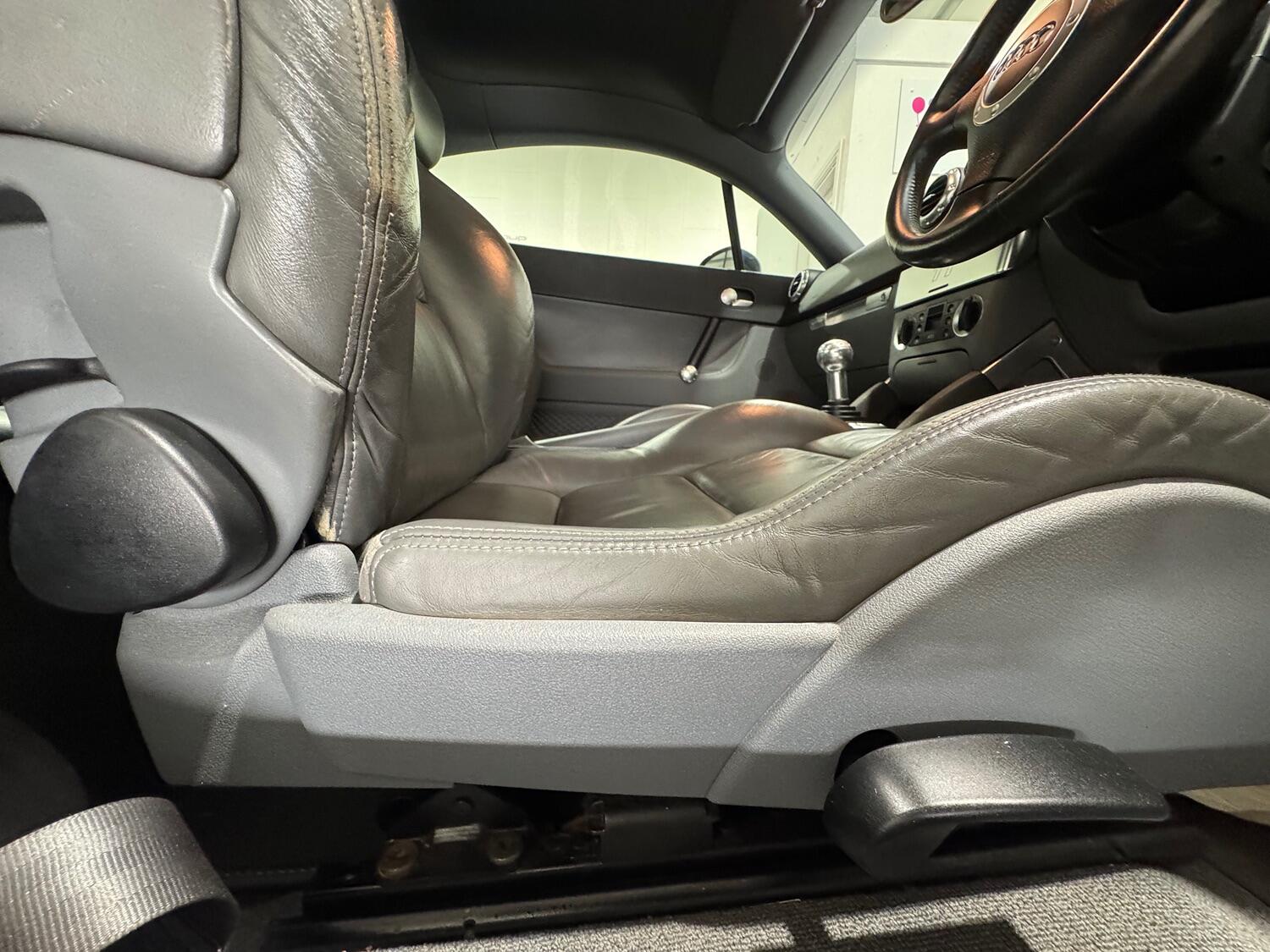 Used Audi TT 2005 for sale - 76794285: Photo 26