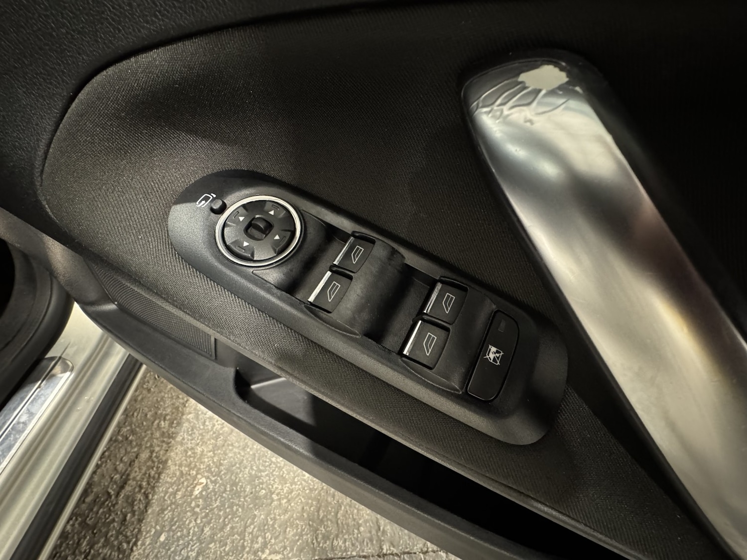 Used Ford Mondeo 2010 for sale - 76741303: Photo 20