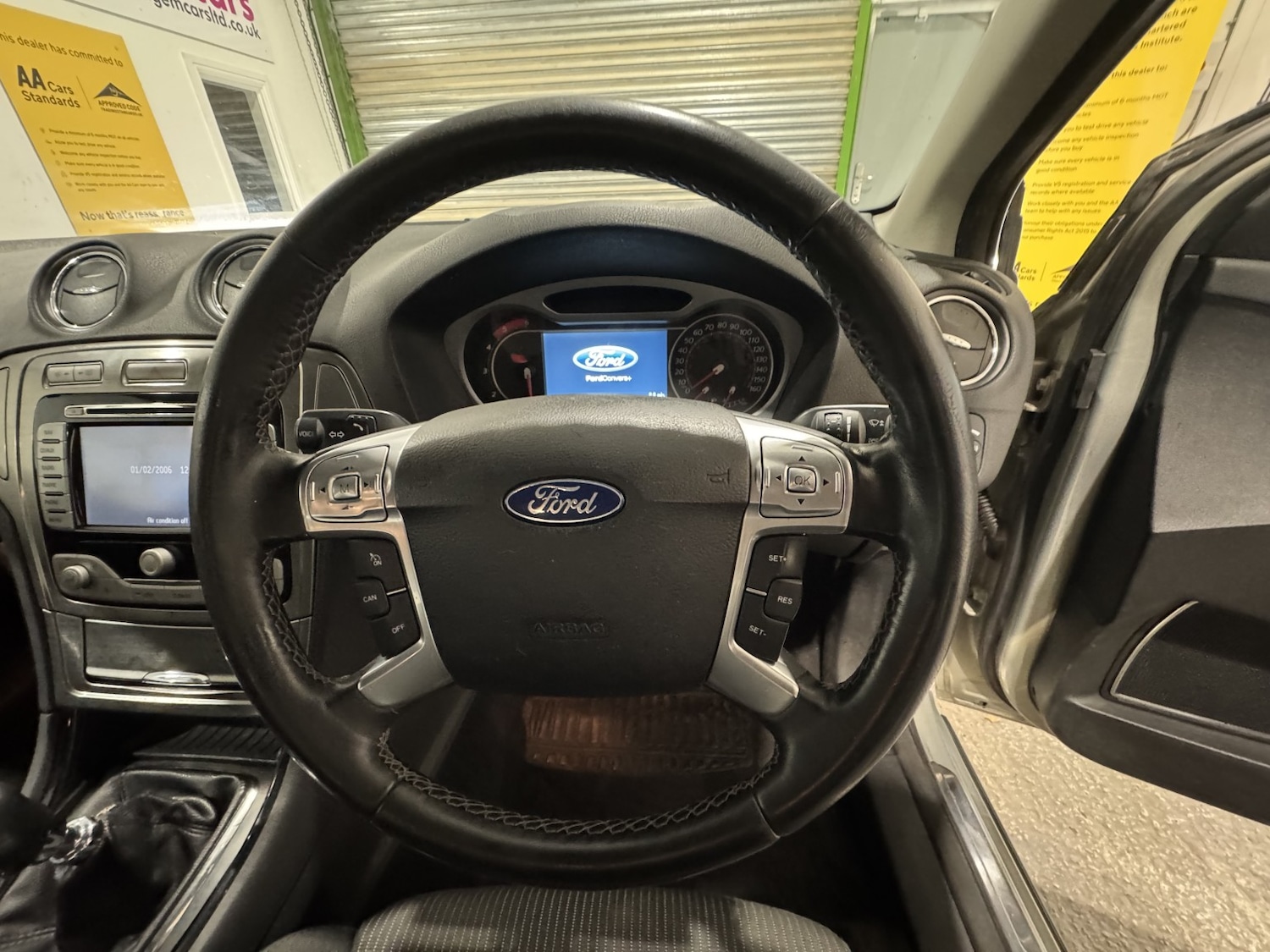 Used Ford Mondeo 2010 for sale - 76741303: Photo 28