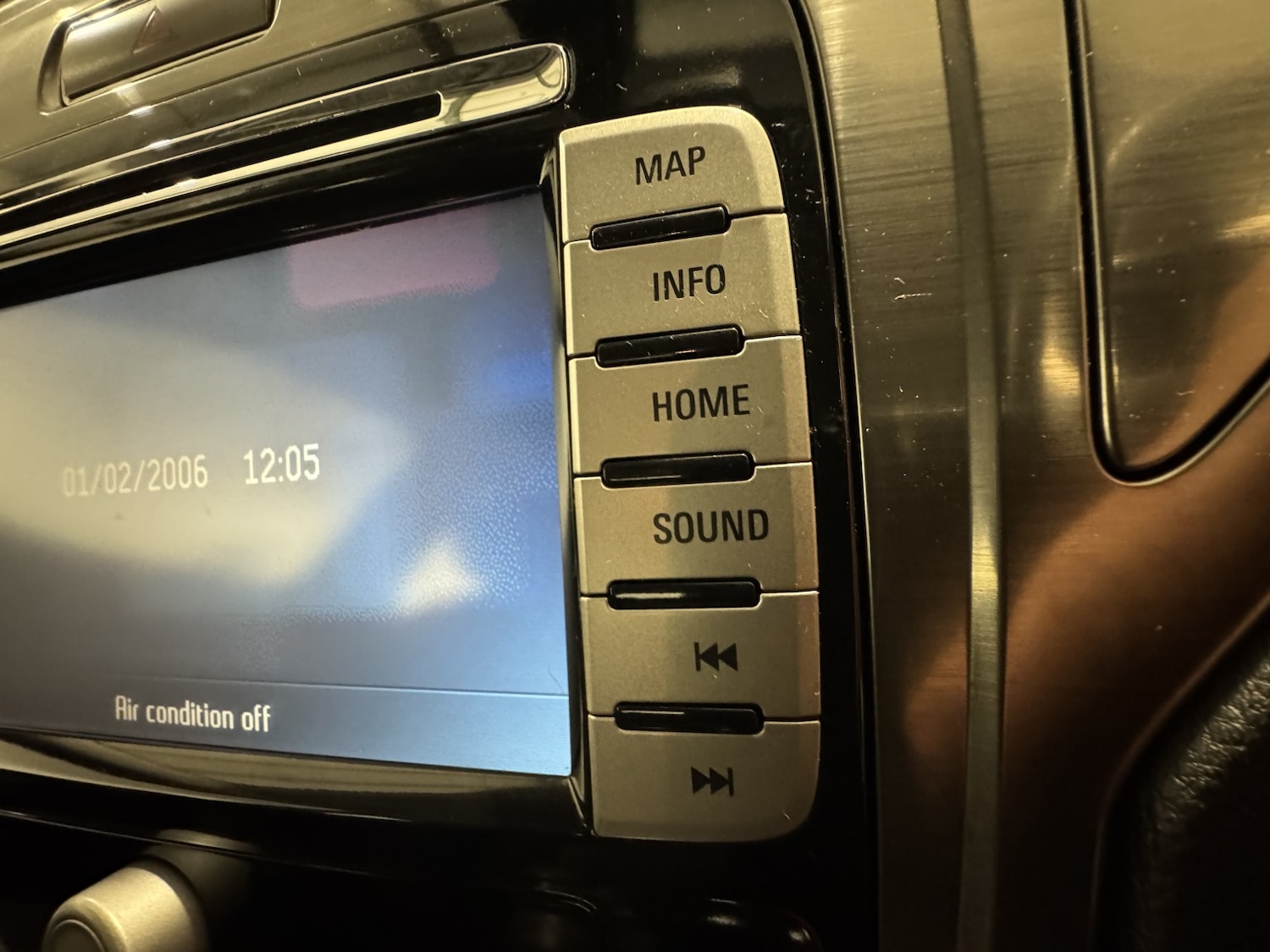 Used Ford Mondeo 2010 for sale - 76741303: Photo 37