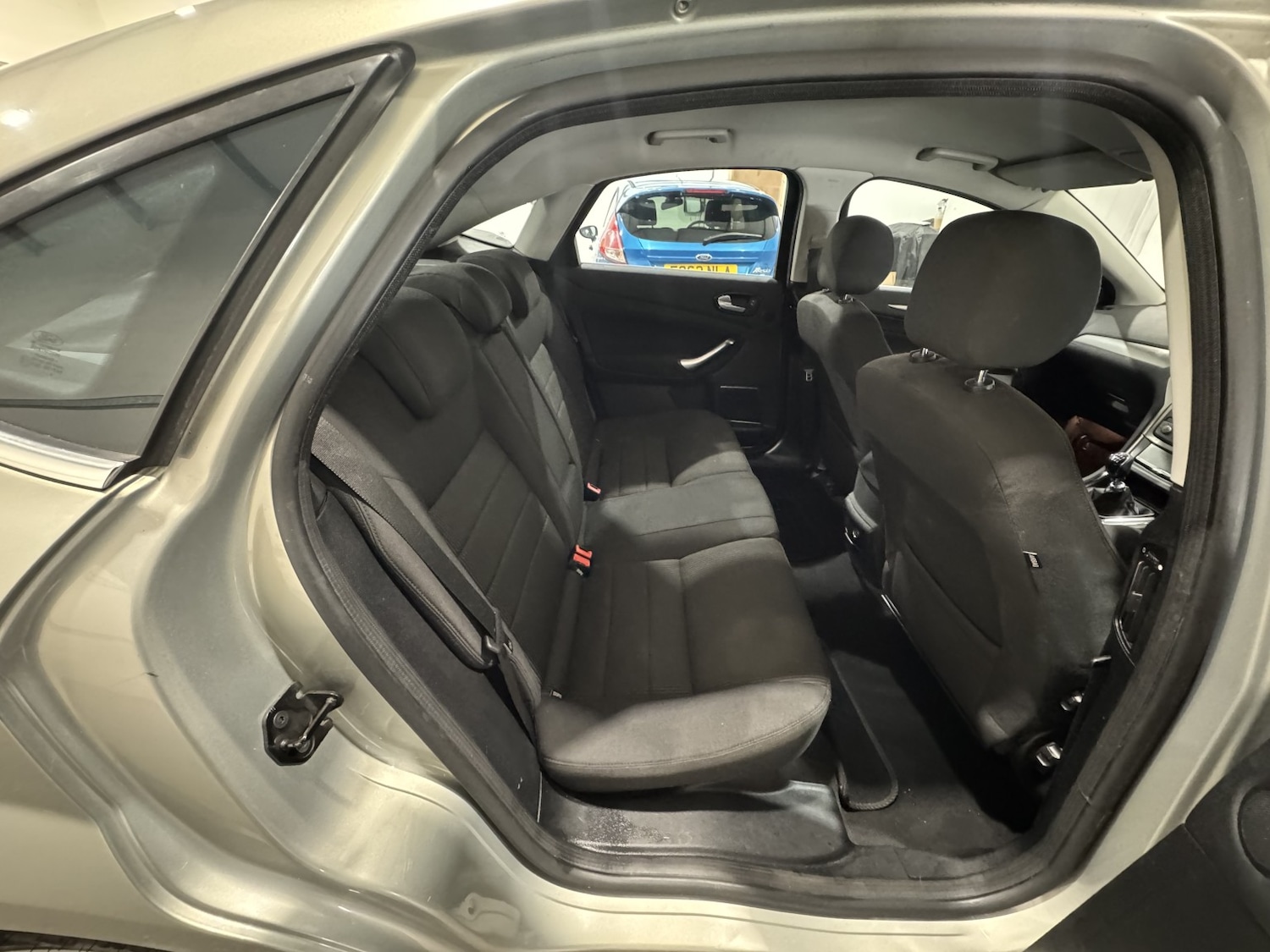 Used Ford Mondeo 2010 for sale - 76741303: Photo 43