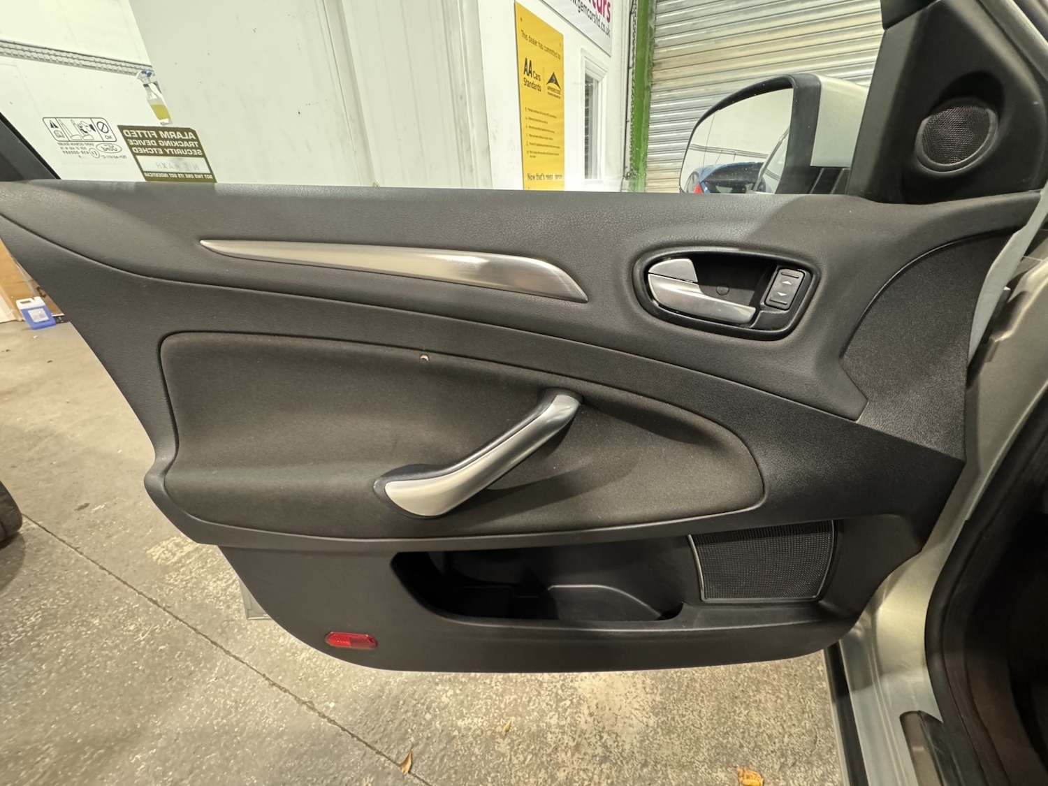 Used Ford Mondeo 2010 for sale - 76741303: Photo 49