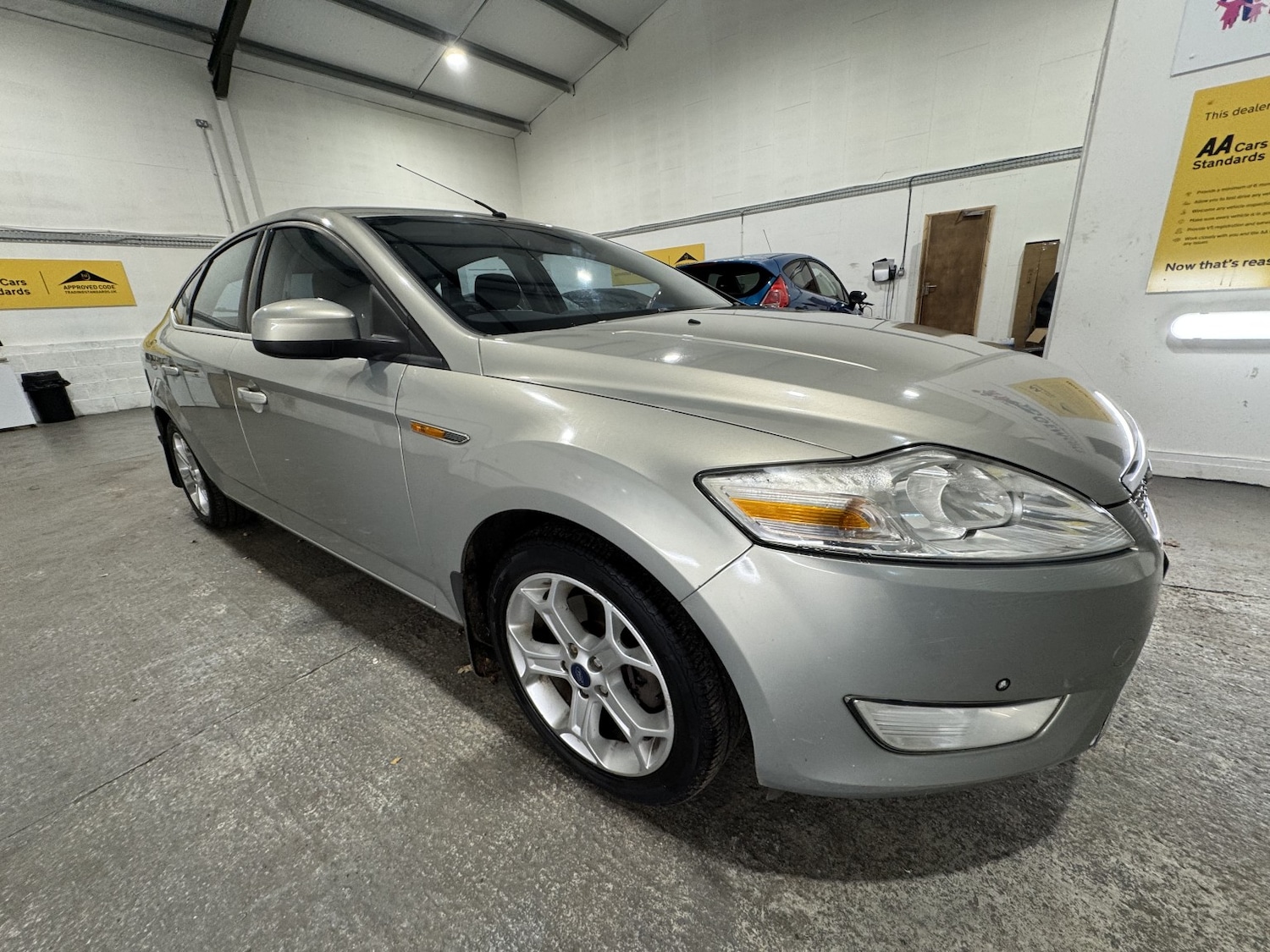 Used Ford Mondeo 2010 for sale - 76741303: Photo 5