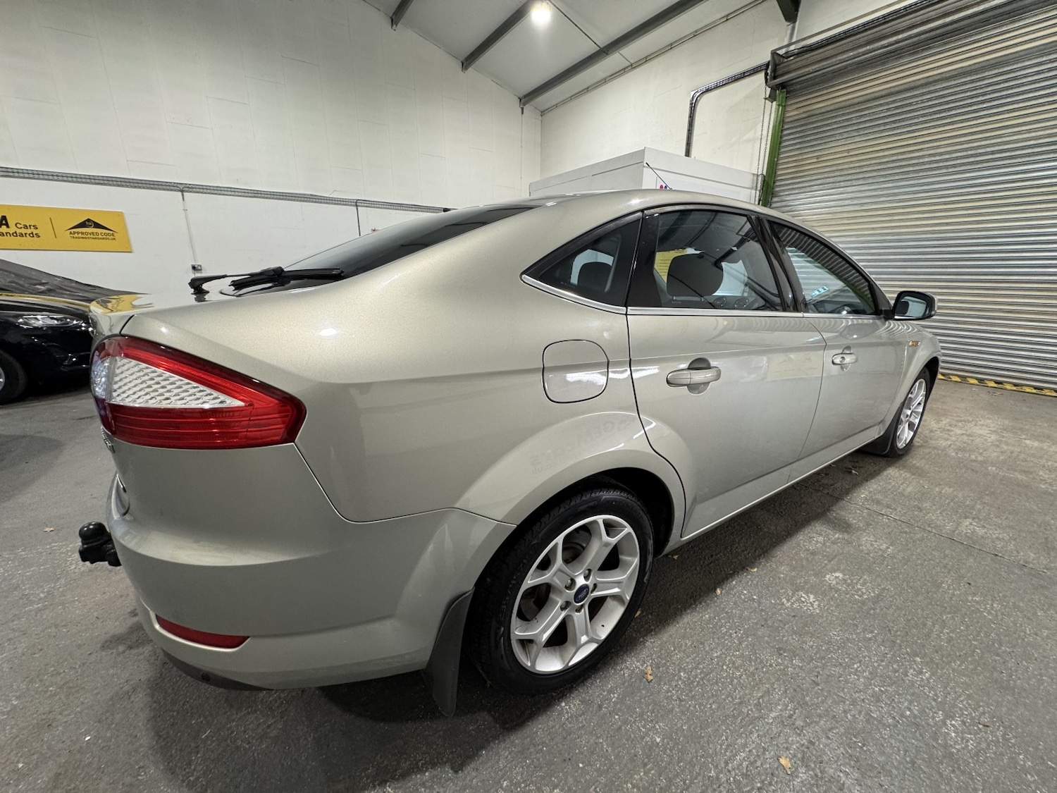 Used Ford Mondeo 2010 for sale - 76741303: Photo 7