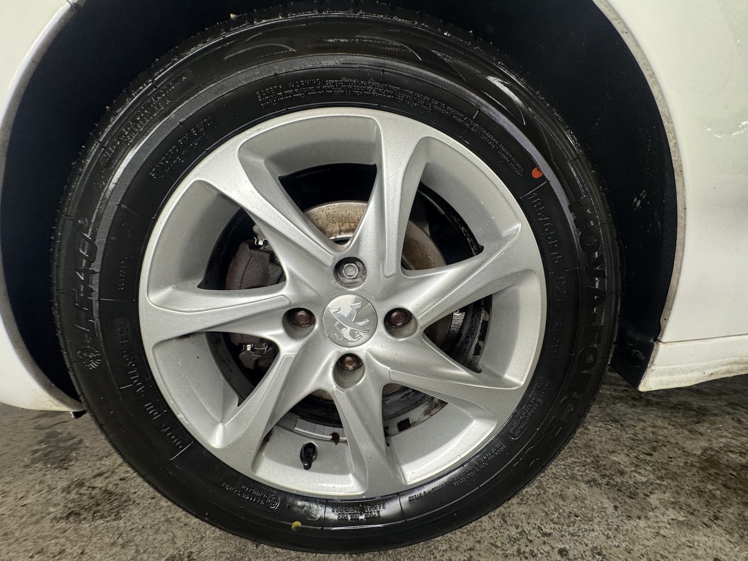 Used Peugeot 208 2014 for sale - 77167818: Photo 13