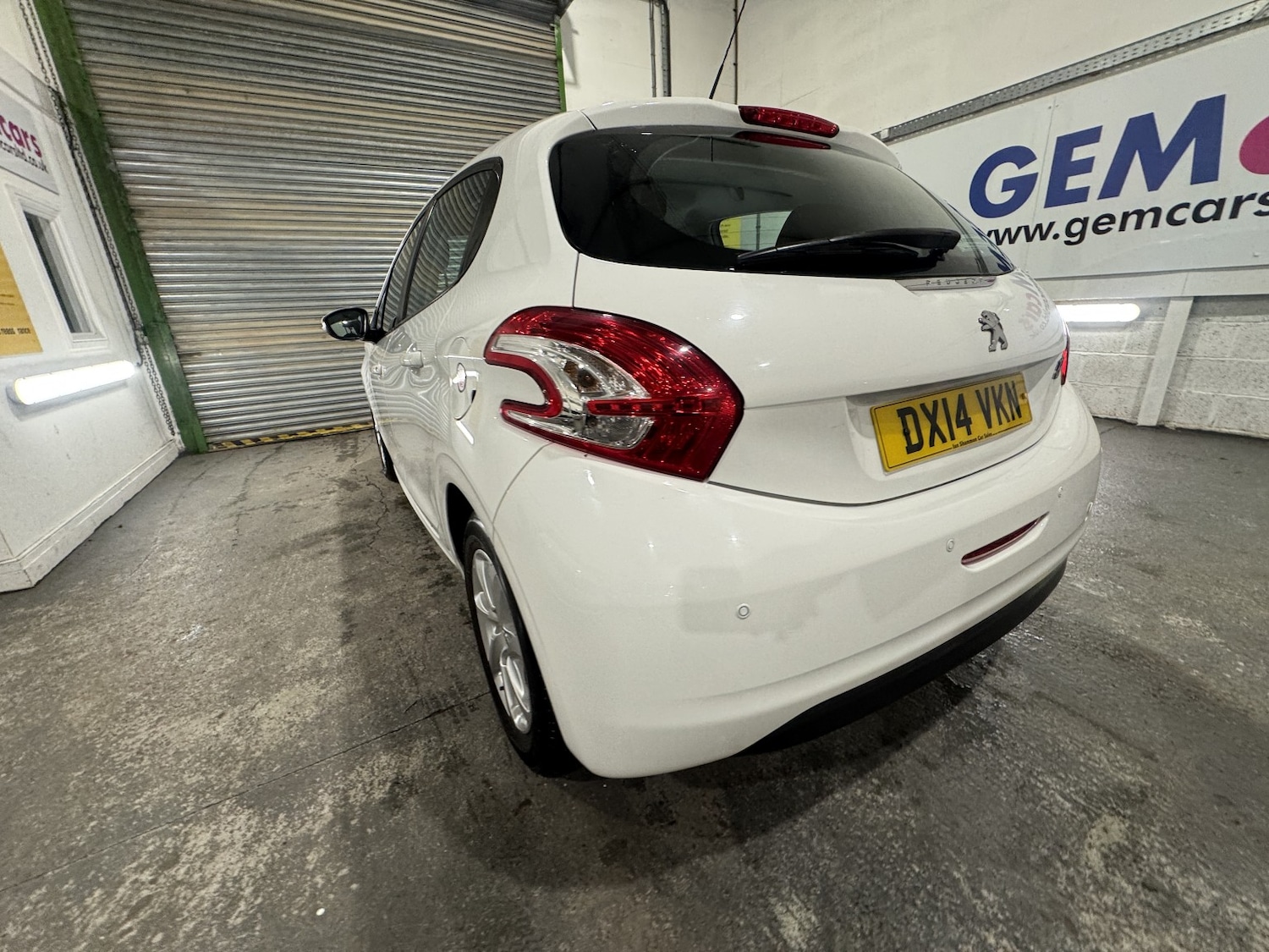 Used Peugeot 208 2014 for sale - 77167818: Photo 9