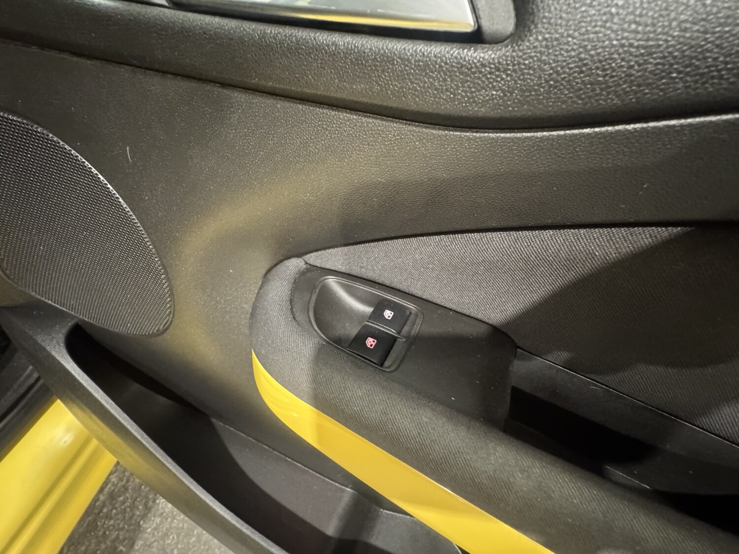 Used Vauxhall ADAM 2014 for sale - 77915656: Photo 31