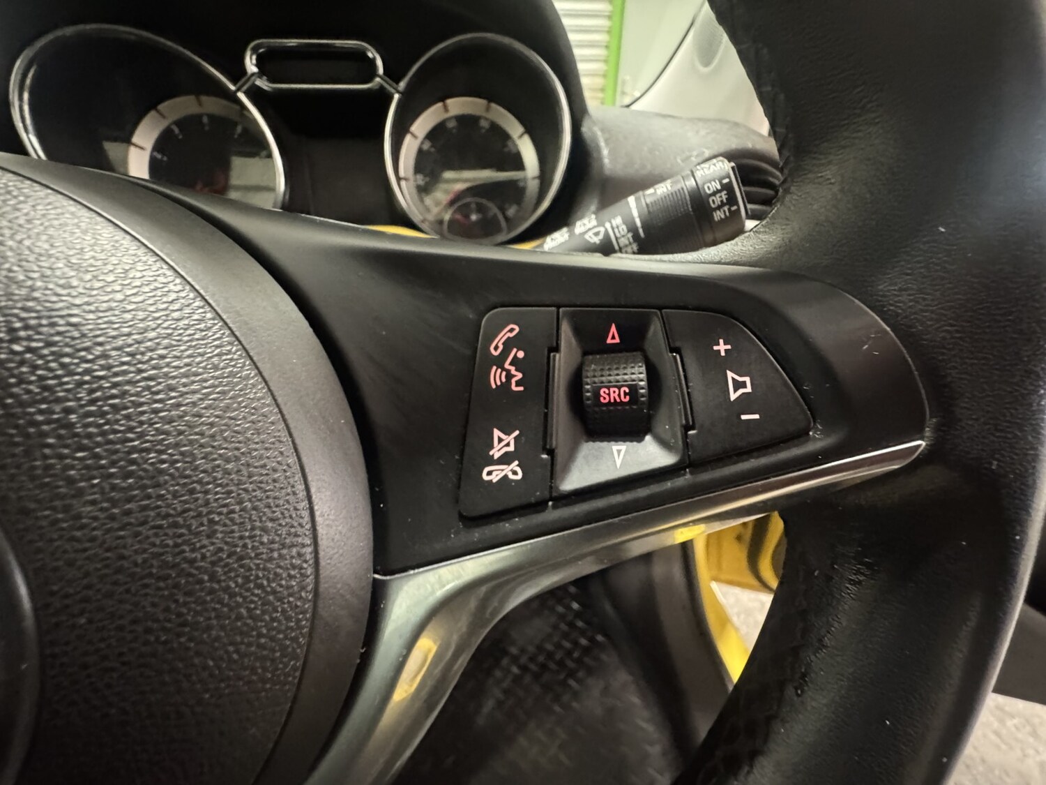 Used Vauxhall ADAM 2014 for sale - 77915656: Photo 40