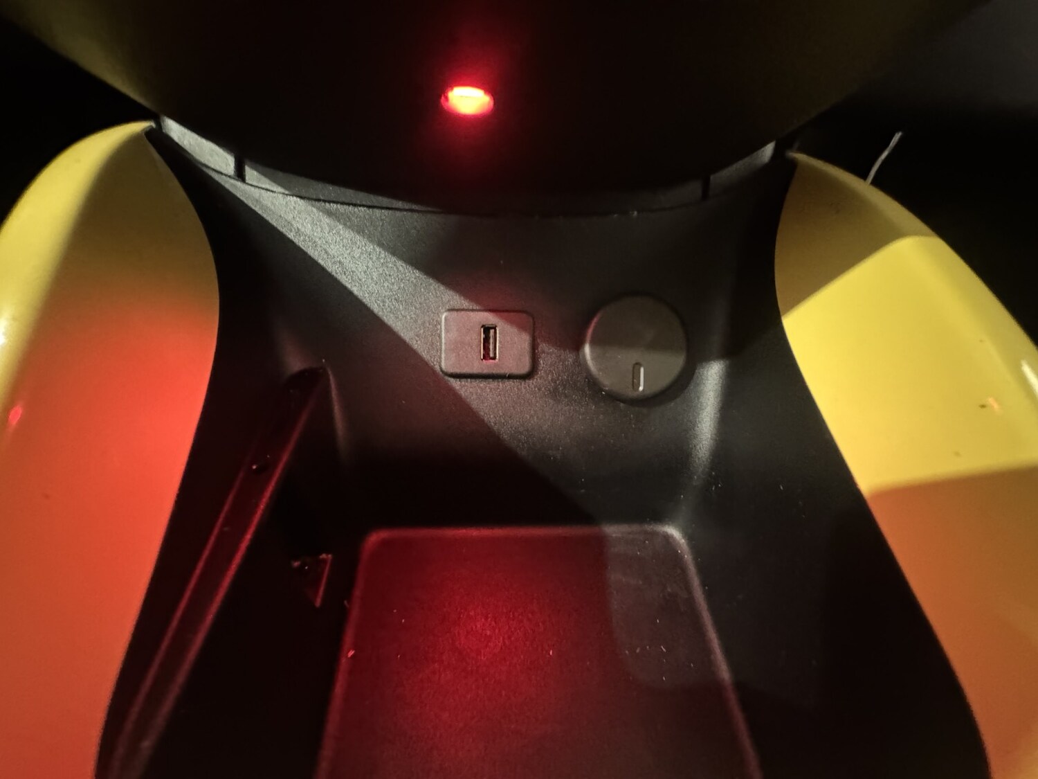 Used Vauxhall ADAM 2014 for sale - 77915656: Photo 48