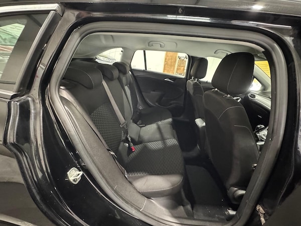 Used Vauxhall Astra 2018 for sale - 75366970: Photo 35