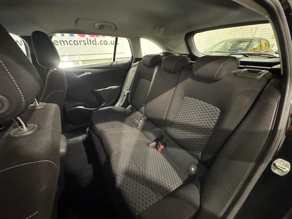 Used Vauxhall Astra 2018 for sale - 75366970: Photo 49