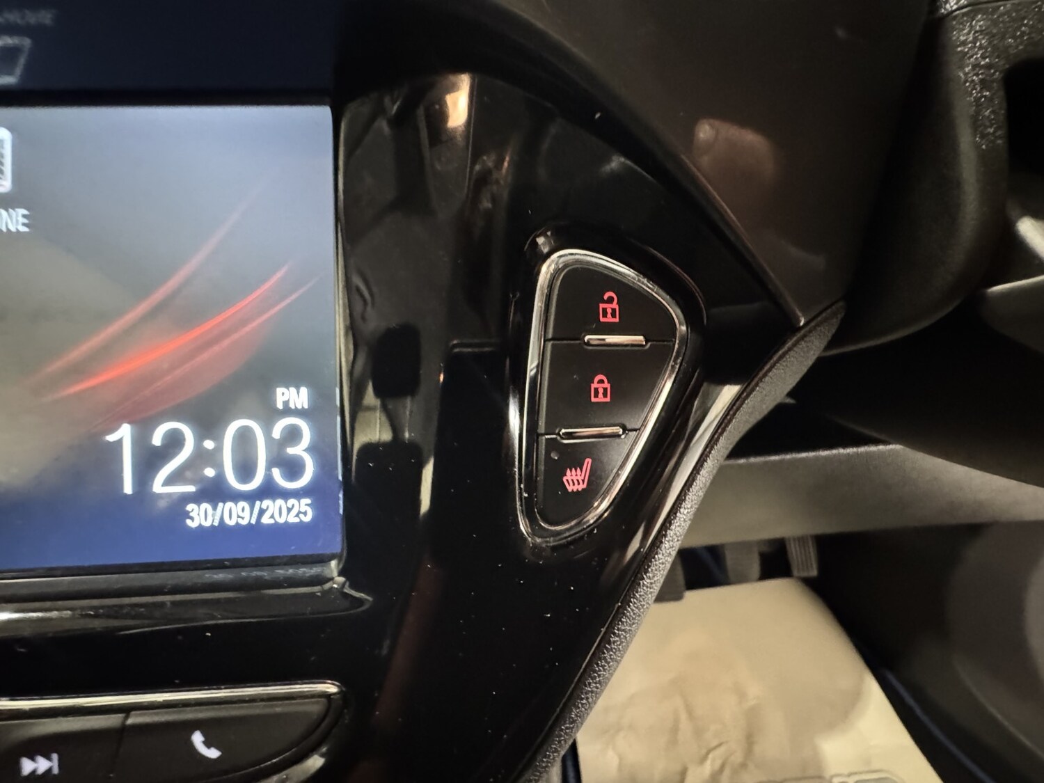 Used Vauxhall Corsa 2016 for sale - 76128918: Photo 37