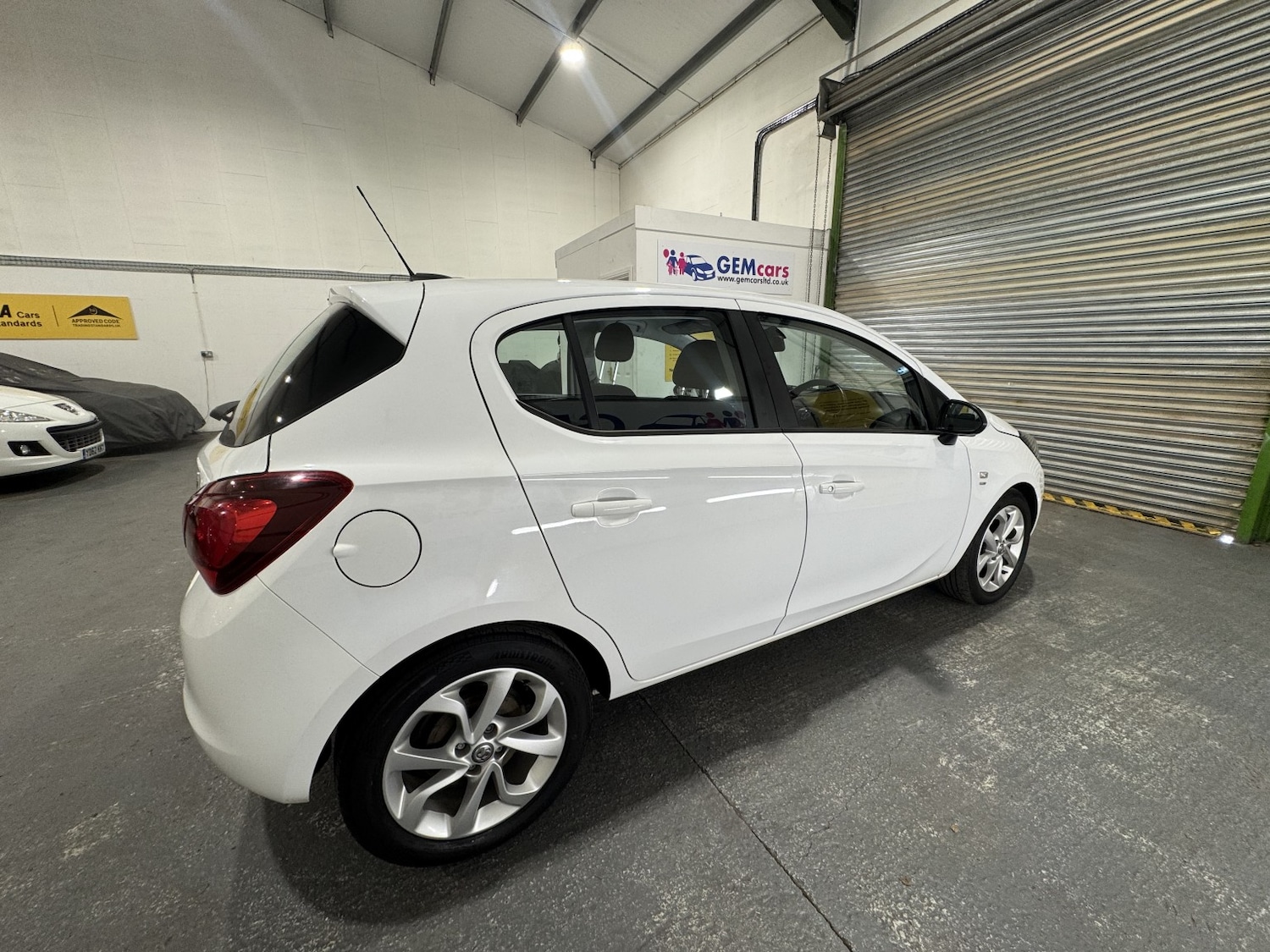 Used Vauxhall Corsa 2016 for sale - 76128918: Photo 7