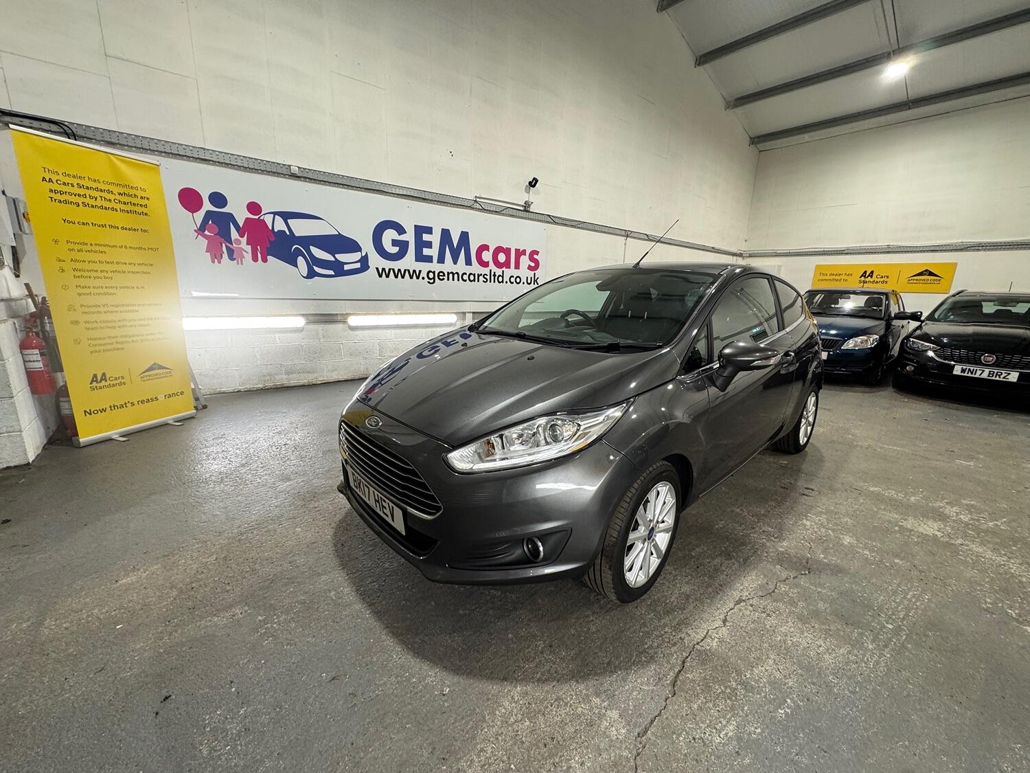 Used Ford Fiesta 2017 for sale - 76128895: Photo 1