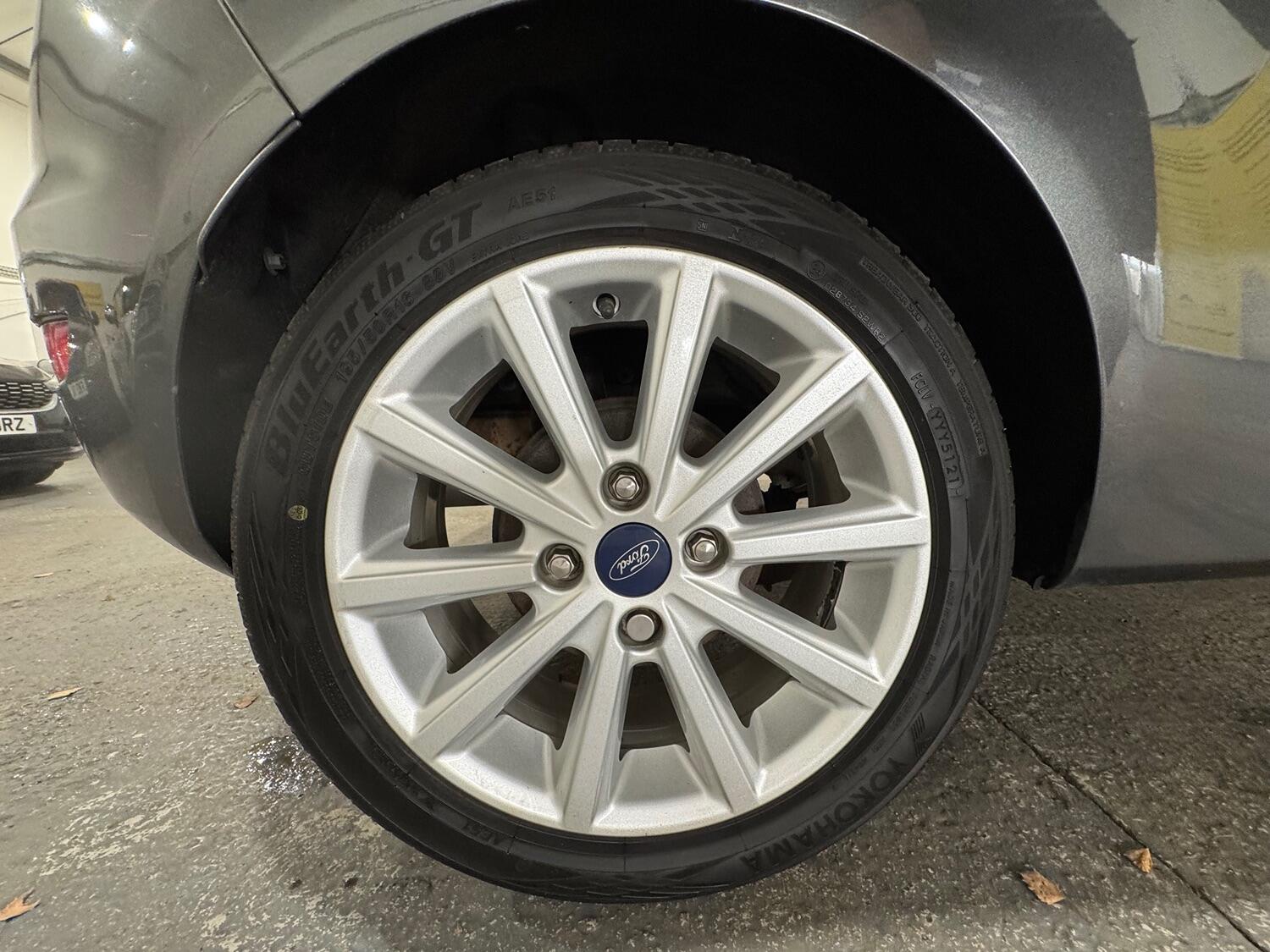 Used Ford Fiesta 2017 for sale - 76128895: Photo 19