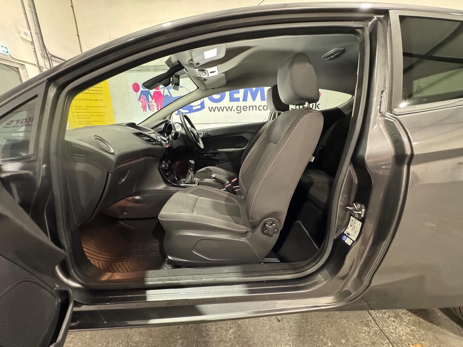 Used Ford Fiesta 2017 for sale - 76128895: Photo 48
