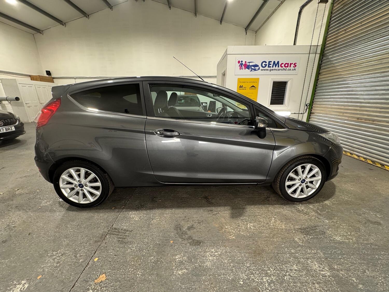 Used Ford Fiesta 2017 for sale - 76128895: Photo 7