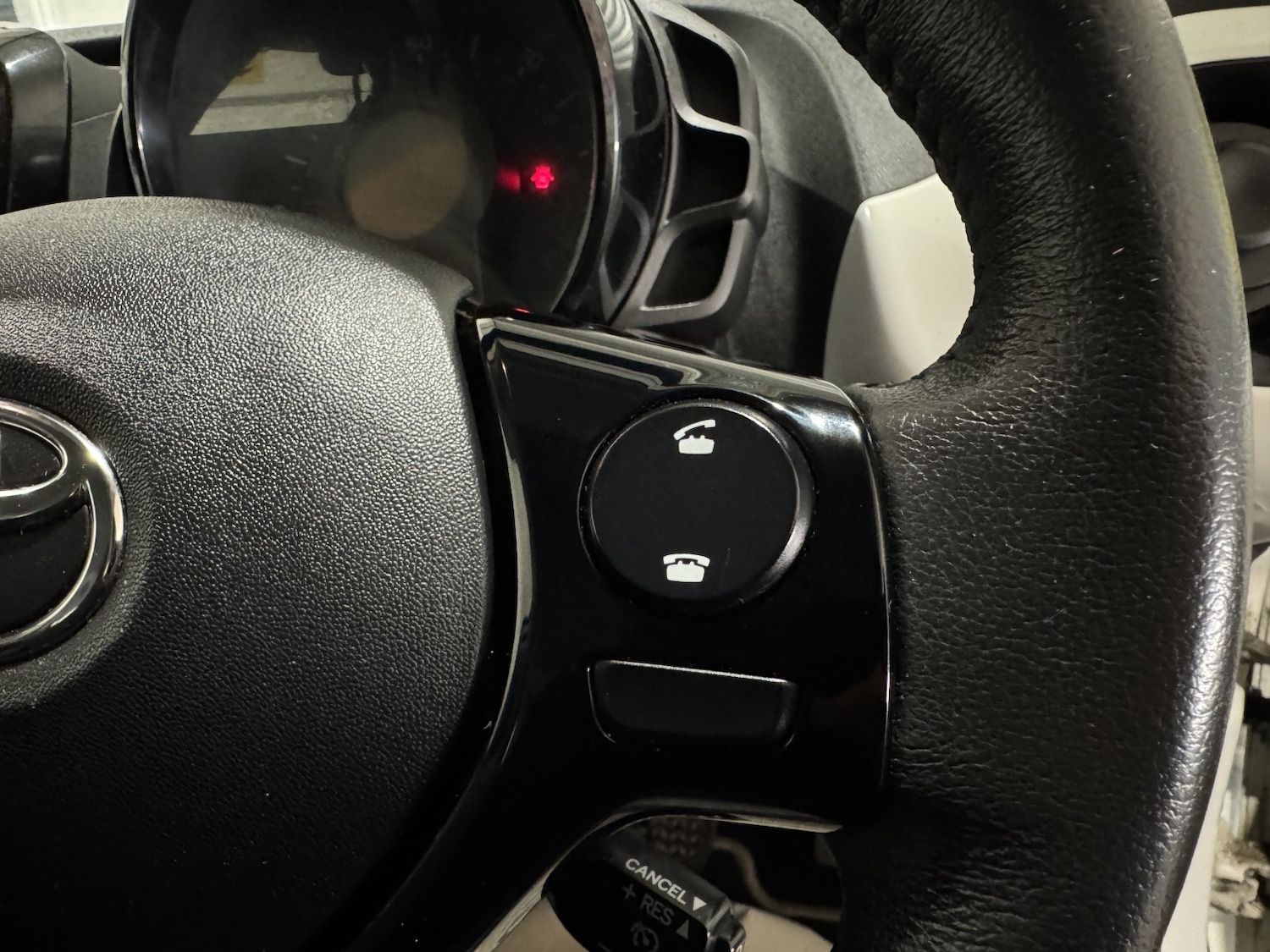 Used Toyota AYGO 2015 for sale - 77233777: Photo 33