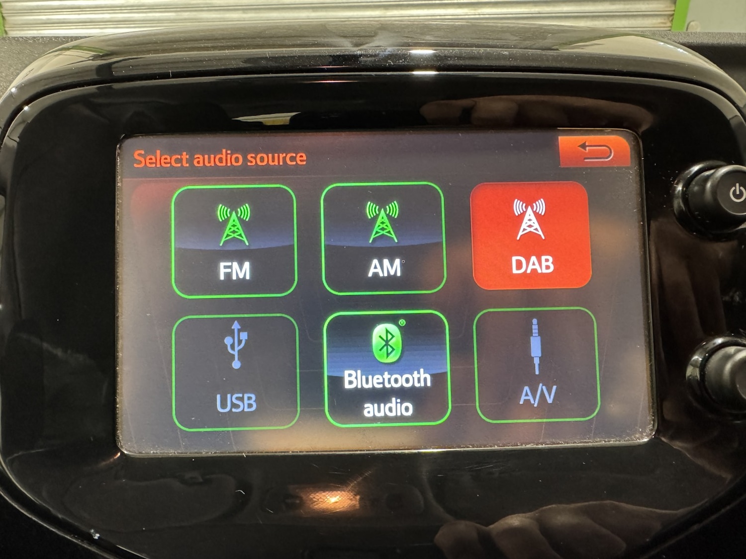 Used Toyota AYGO 2015 for sale - 77233777: Photo 40