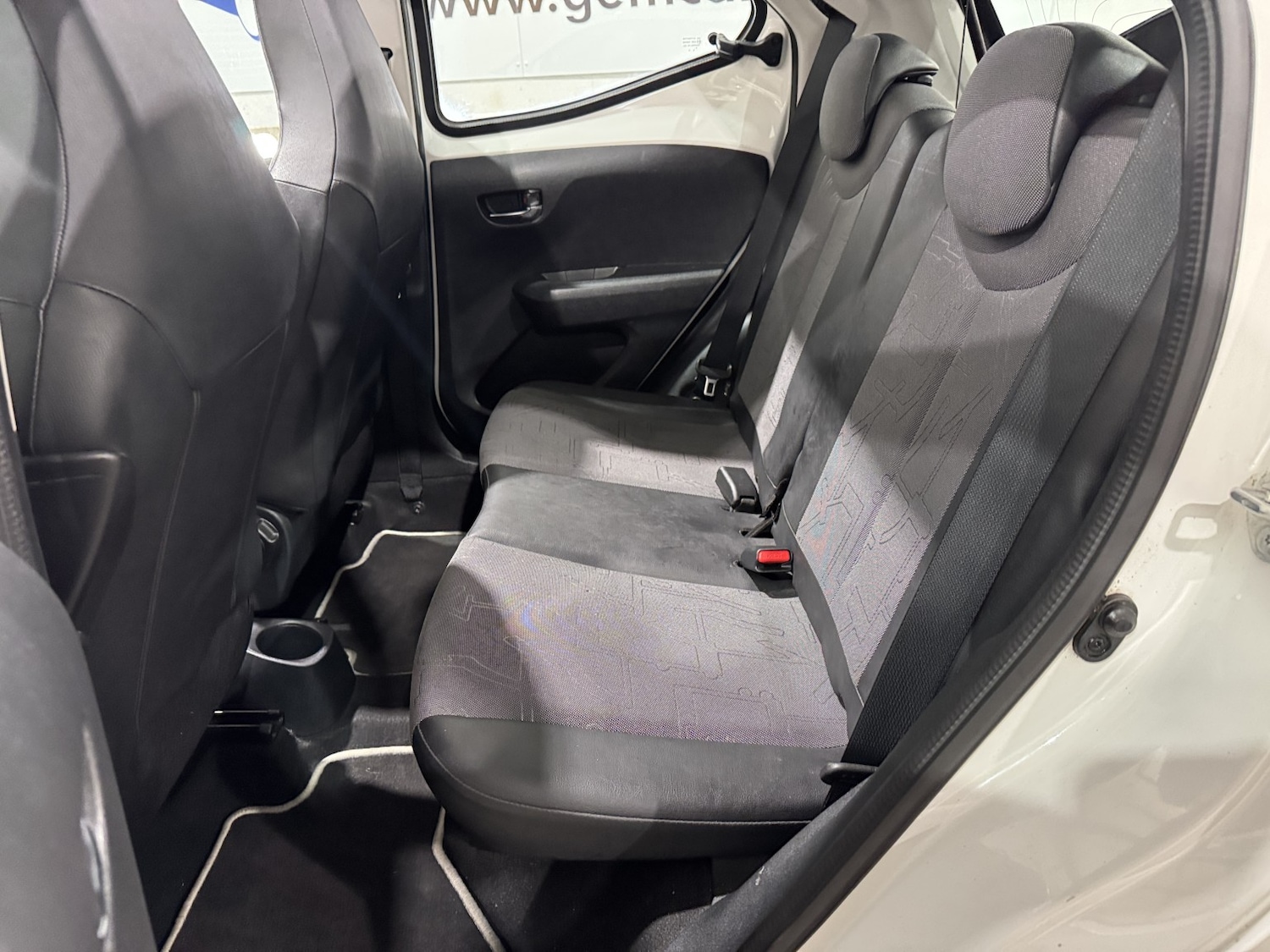 Used Toyota AYGO 2015 for sale - 77233777: Photo 54