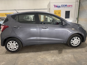 Used Hyundai i10 2014 for sale - 78383210: Photo