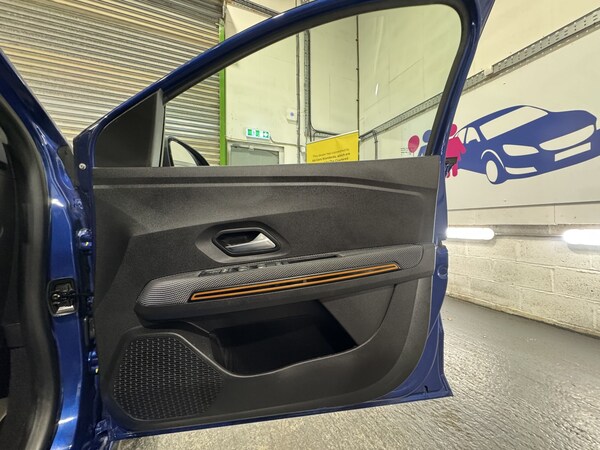 Used Dacia Sandero Stepway 2022 for sale - 76142503: Photo 16