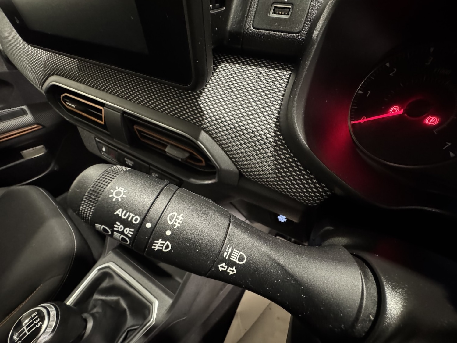 Used Dacia Sandero Stepway 2022 for sale - 76142503: Photo 30