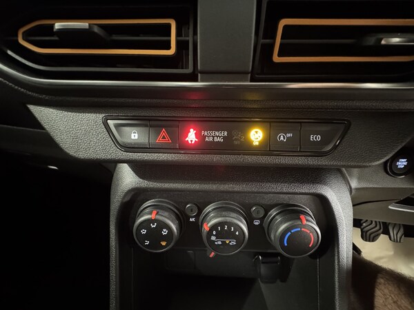 Used Dacia Sandero Stepway 2022 for sale - 76142503: Photo 33