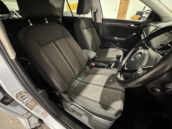 Used Volkswagen T-Roc 2018 for sale - 75575410: Photo 28