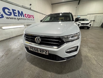 Used Volkswagen T-Roc 2018 for sale - 75575410: Photo