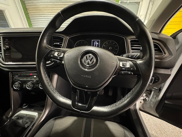 Used Volkswagen T-Roc 2018 for sale - 75575410: Photo 32