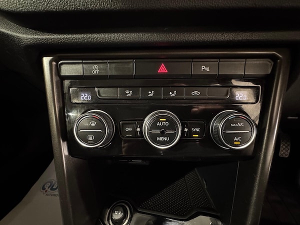 Used Volkswagen T-Roc 2018 for sale - 75575410: Photo 39