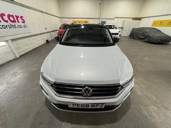 Used Volkswagen T-Roc 2018 for sale - 75575410: Photo