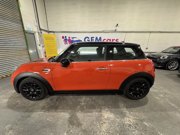 Used MINI Hatch 2018 for sale - 76237120: Photo 13