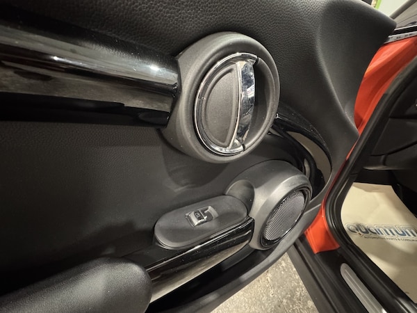 Used MINI Hatch 2018 for sale - 76237120: Photo 42