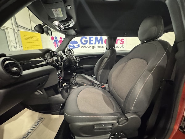Used MINI Hatch 2018 for sale - 76237120: Photo 44