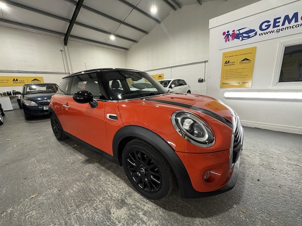 Used MINI Hatch 2018 for sale - 76237120: Photo 6
