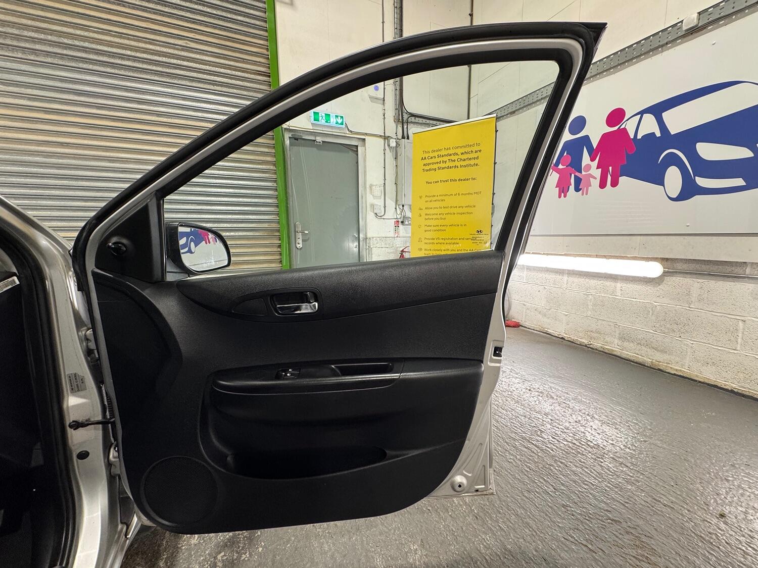 Used Hyundai i20 2009 for sale - 76591559: Photo 21