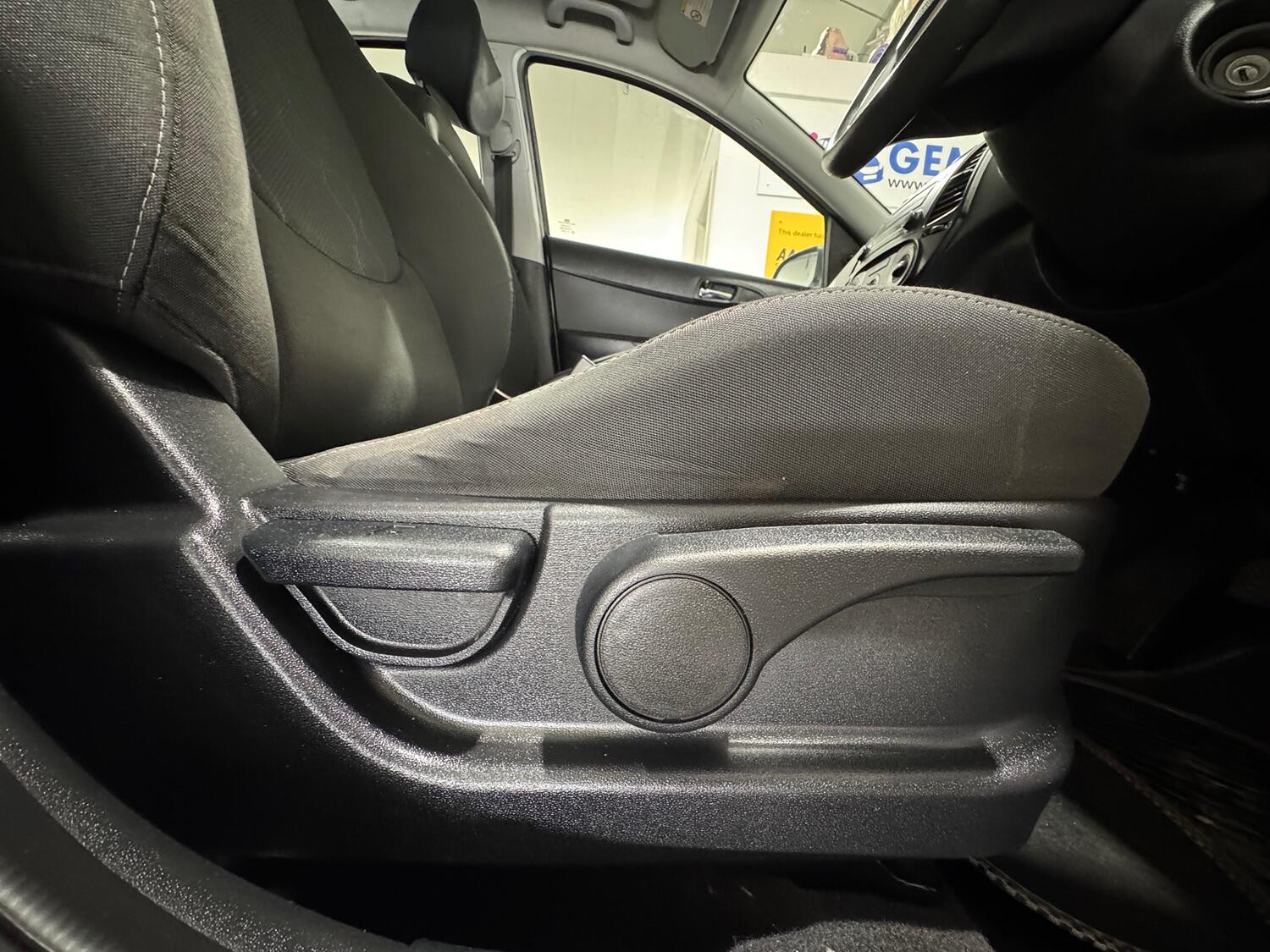 Used Hyundai i20 2009 for sale - 76591559: Photo 26