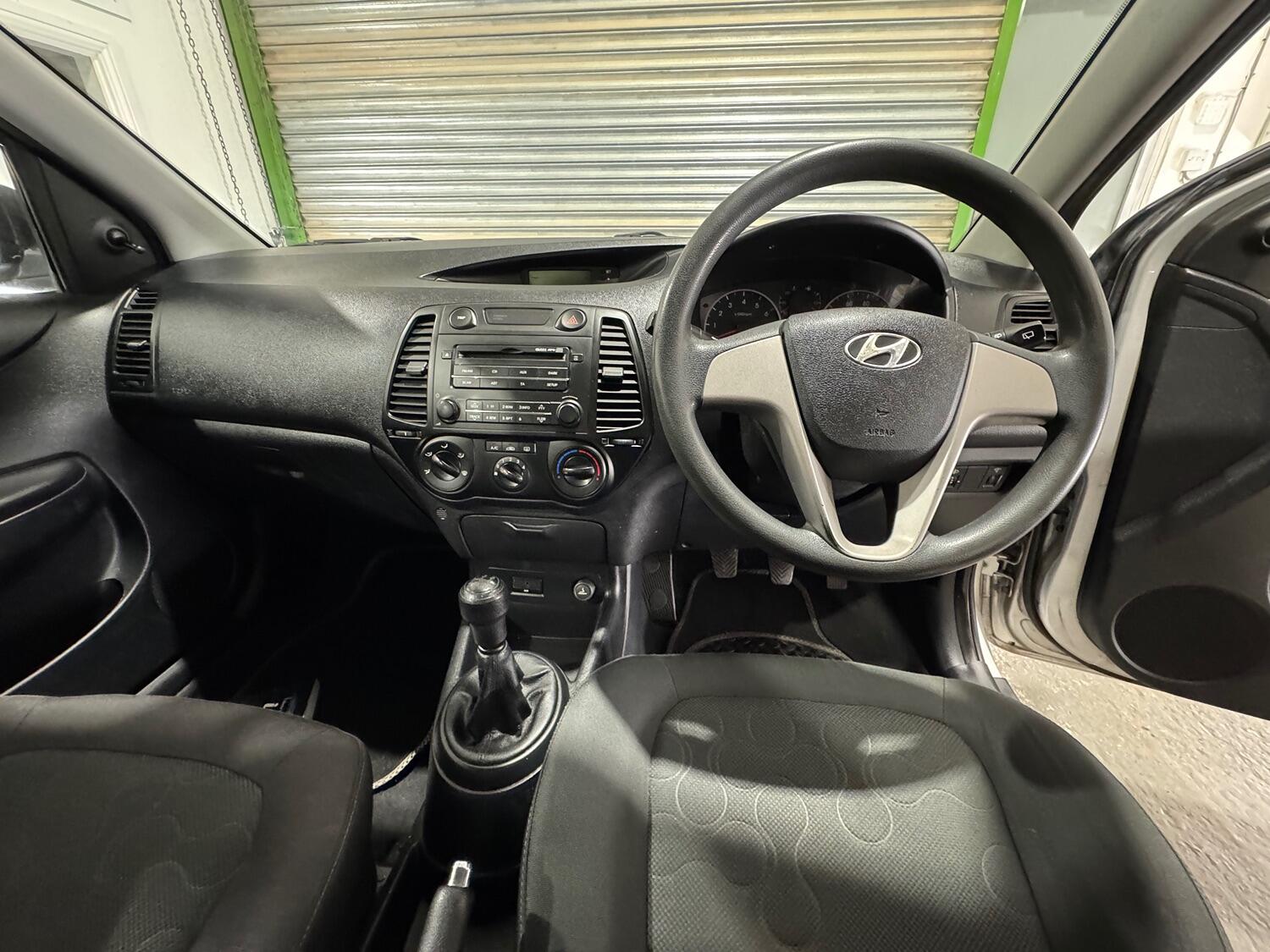 Used Hyundai i20 2009 for sale - 76591559: Photo 27