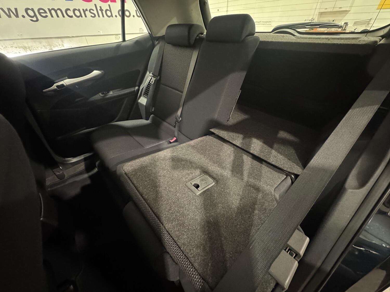 Used Toyota Auris 2012 for sale - 76794282: Photo 54