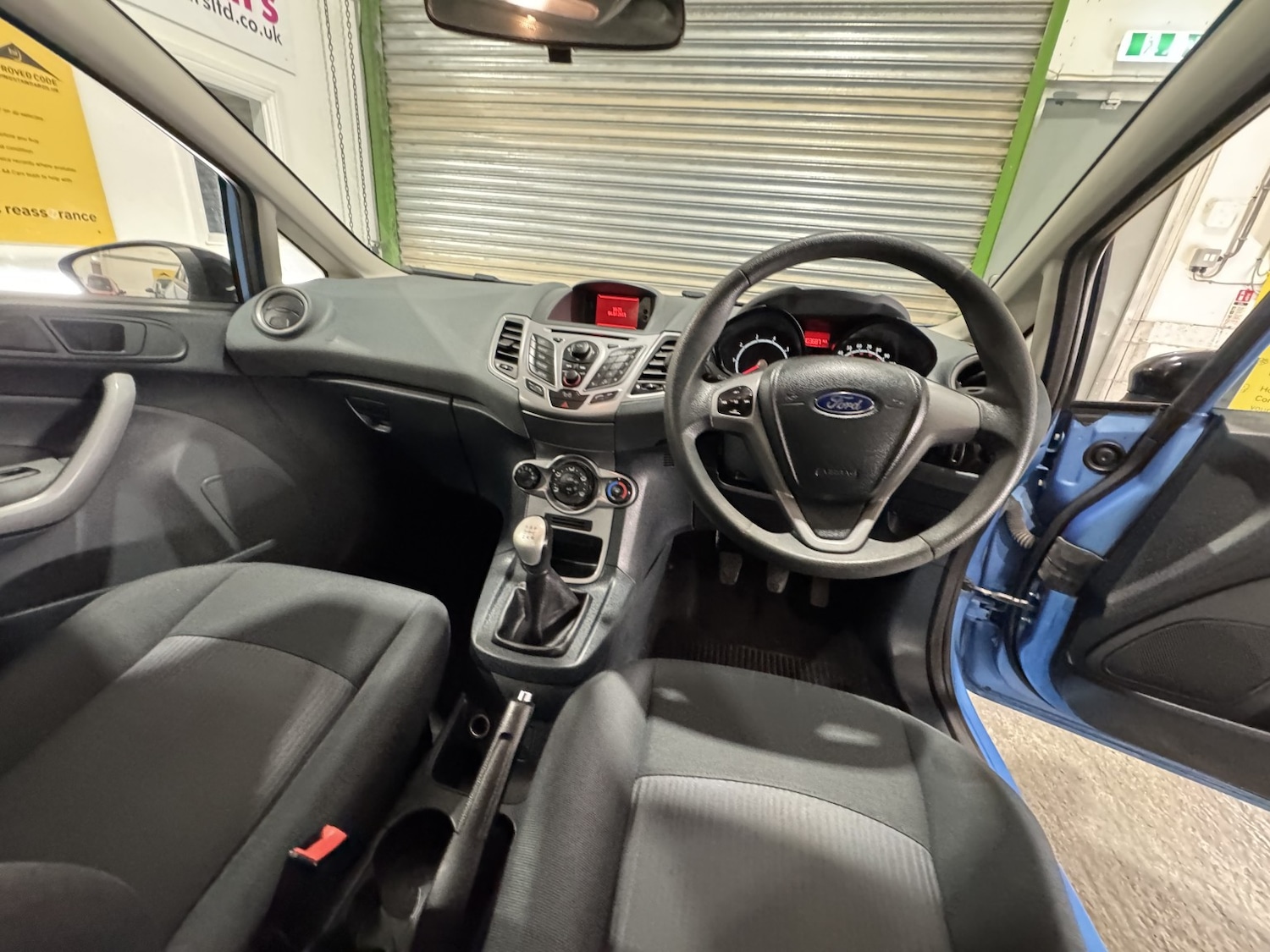 Used Ford Fiesta 2010 for sale - 76334815: Photo 27