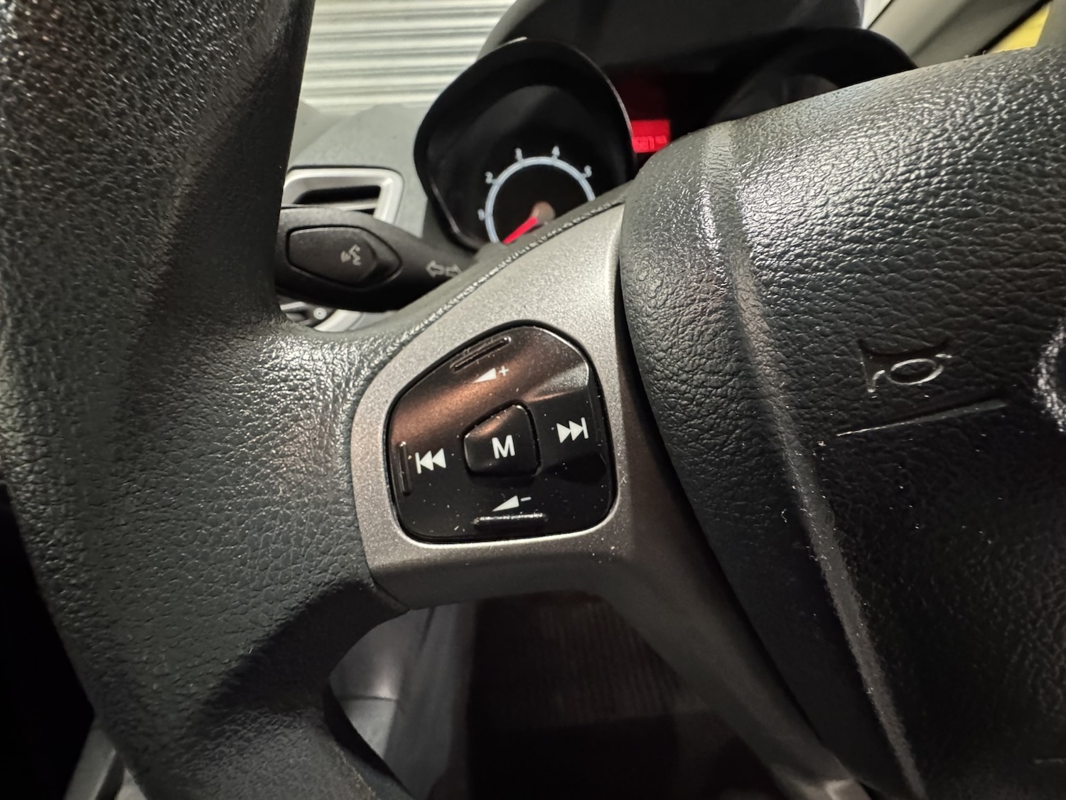 Used Ford Fiesta 2010 for sale - 76334815: Photo 30