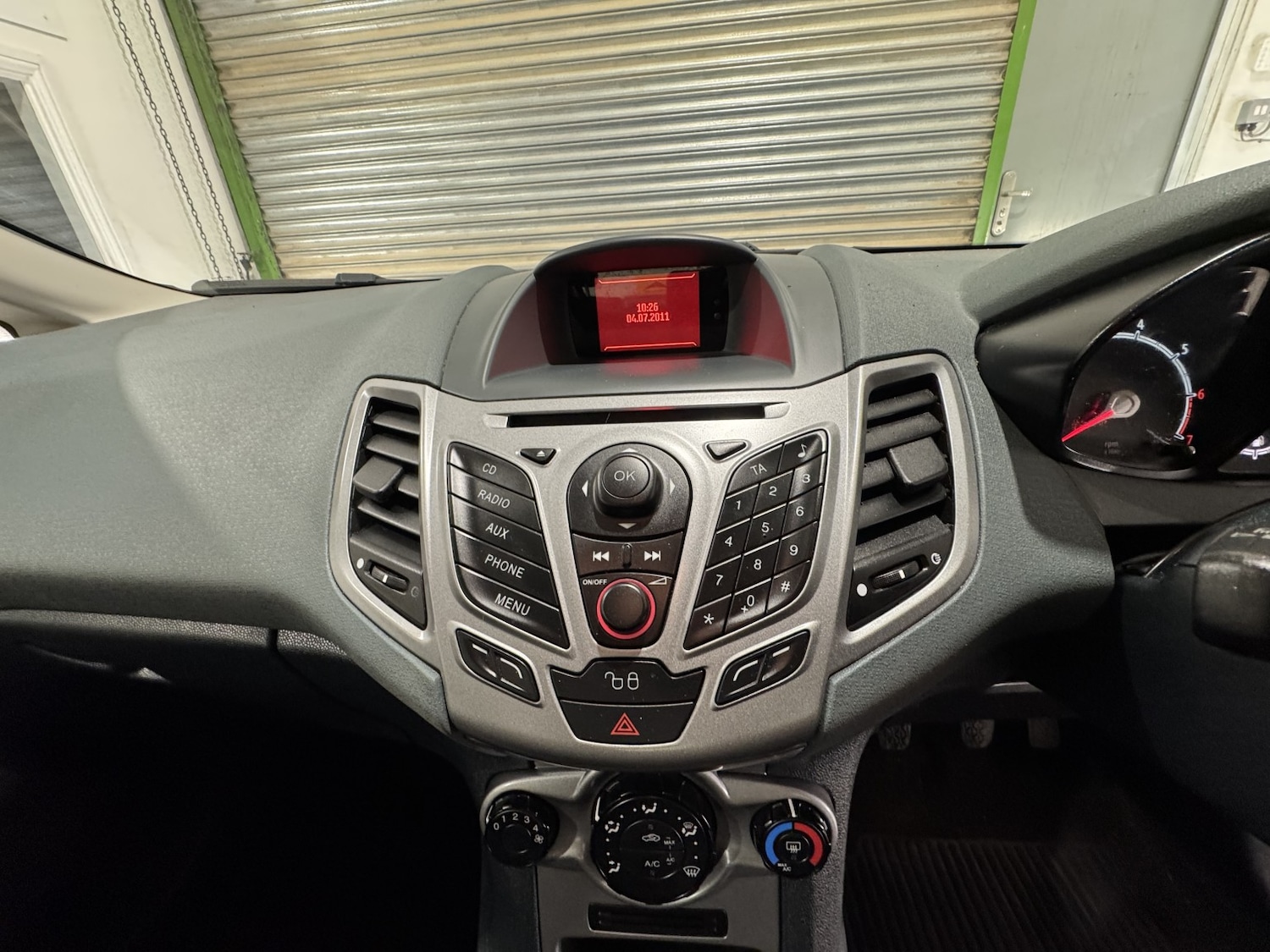 Used Ford Fiesta 2010 for sale - 76334815: Photo 33