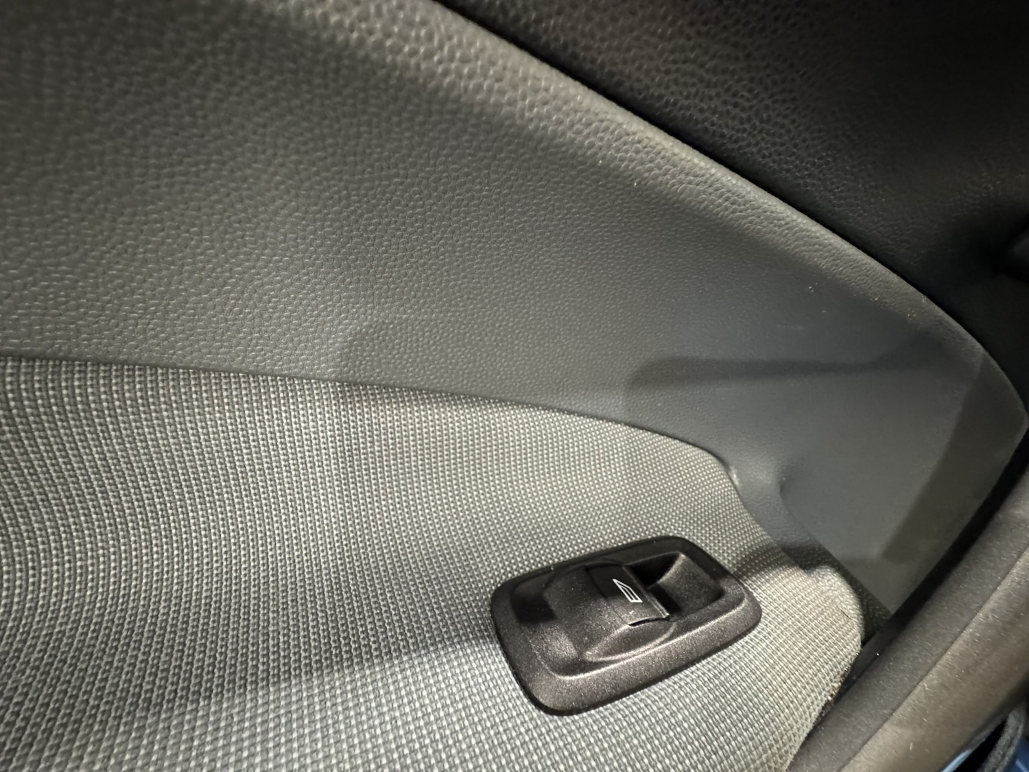 Used Ford Fiesta 2010 for sale - 76334815: Photo 49
