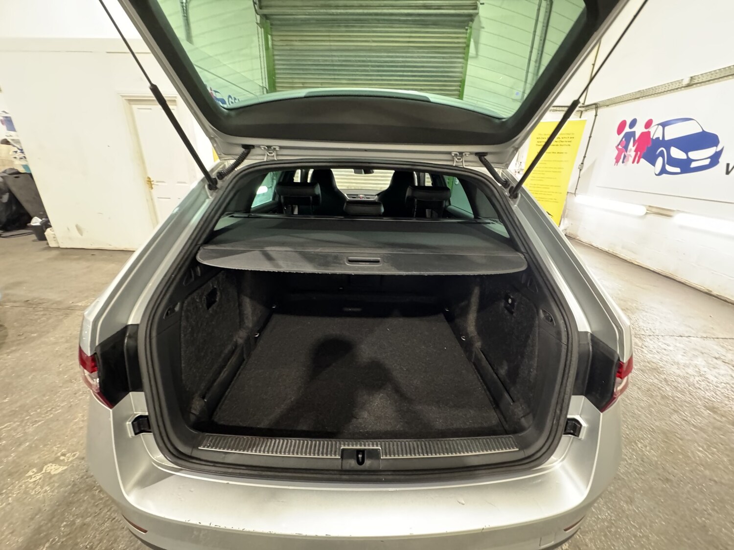 Used Skoda Superb 2017 for sale - 77465028: Photo 50