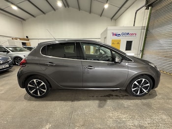 Used Peugeot 208 2018 for sale - 78300518: Photo